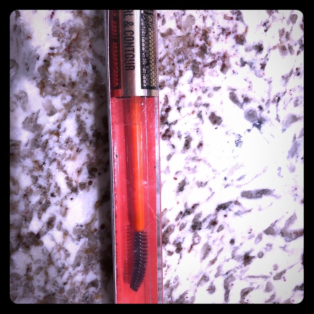 Mascara wand